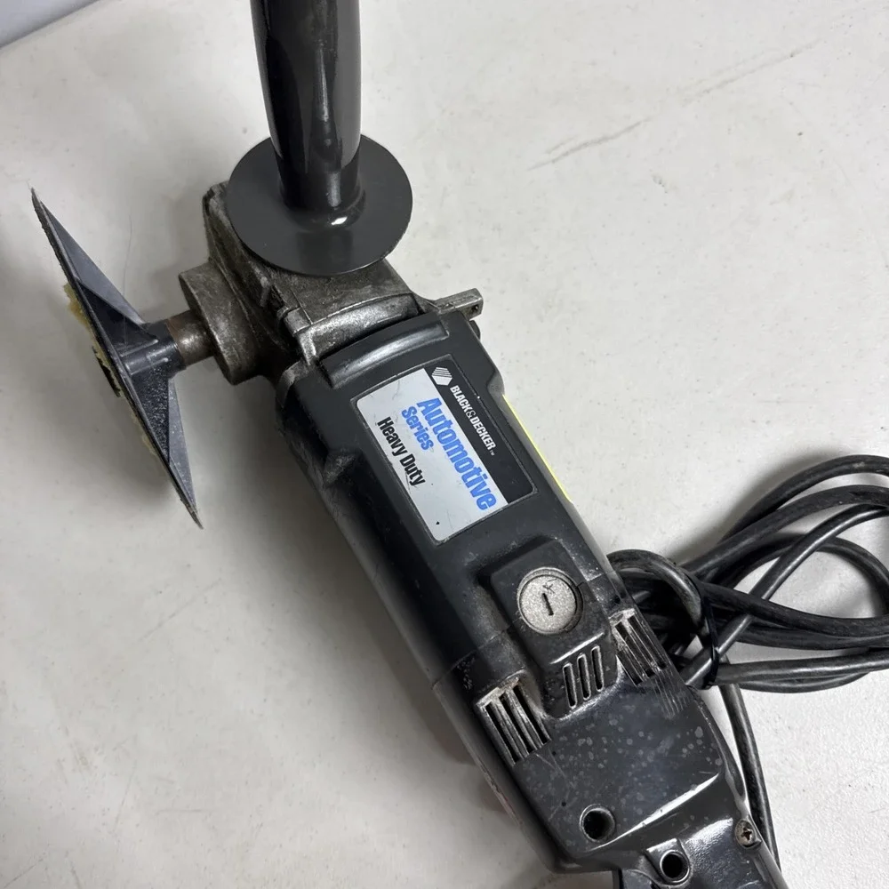 MADE IN USA Black & Decker Buffmaster 6138 7